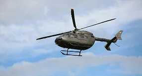 Helicopter hire - 雷速